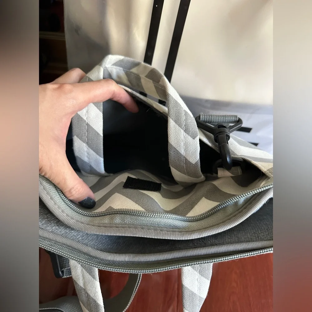 Laptop Bag Grey Chevron Print Multiple Pockets Safety Lining